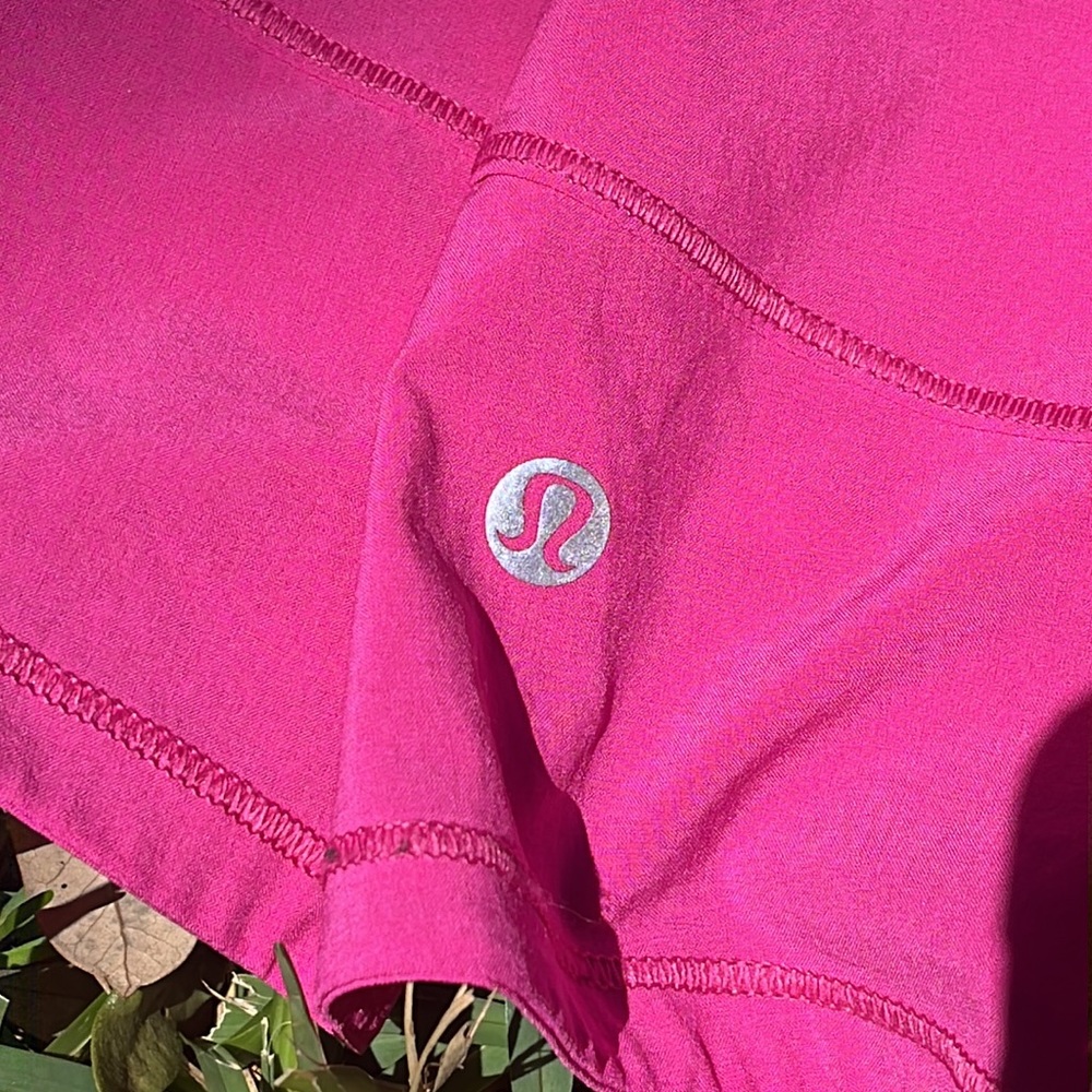 lululemon sonic pink pace rival skirt 12’ - Picture 3 of 5